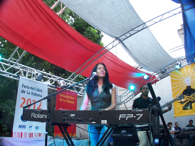 Concierto por el Amor  04