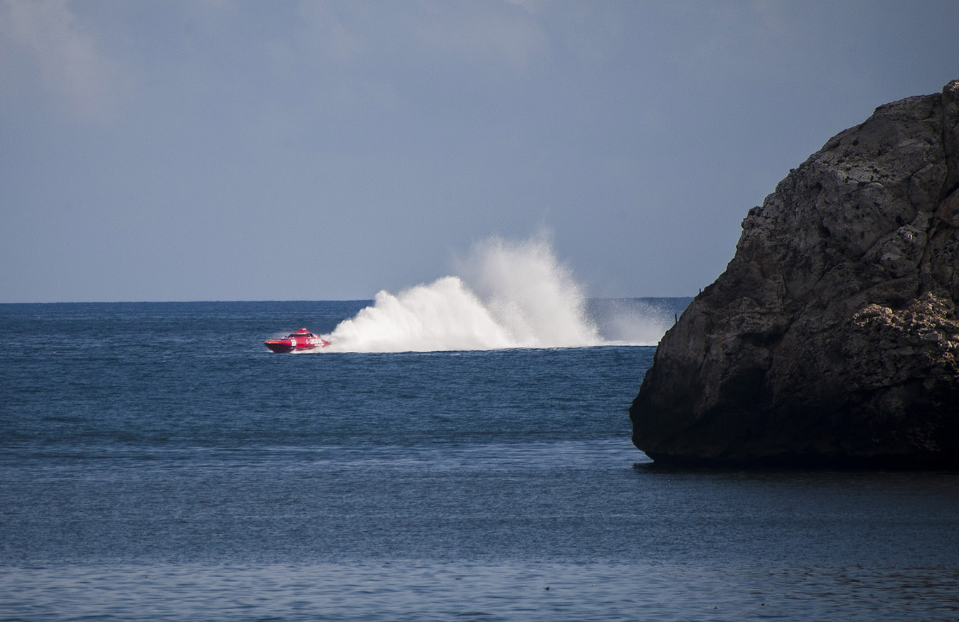 Lancha rápida Lucas Oil SilverHook llega a La Habana