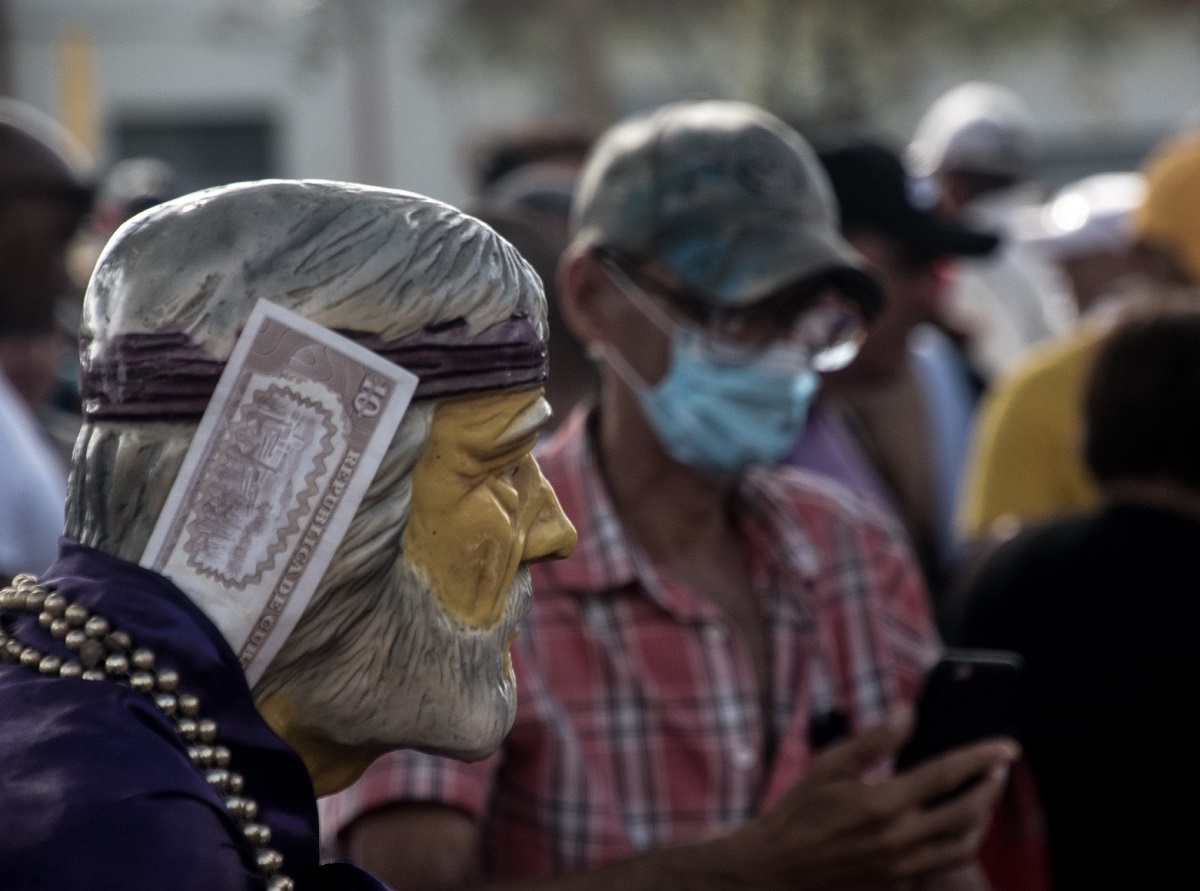 Desde Santiago de las Vegas hasta la iglesia de El Rincón Desde Santiago de las Vegas hasta la iglesia de El Rincón