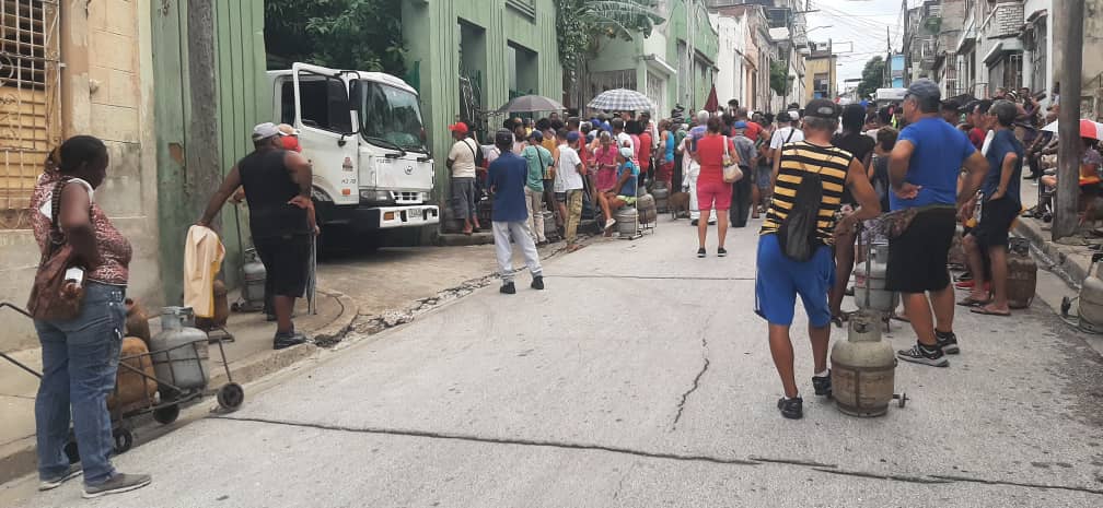 Los puntos de venta de gas licuado estarán abiertos mientras tengan existencias del combustible Los puntos de venta de gas licuado estarán abiertos mientras tengan existencias del combustible