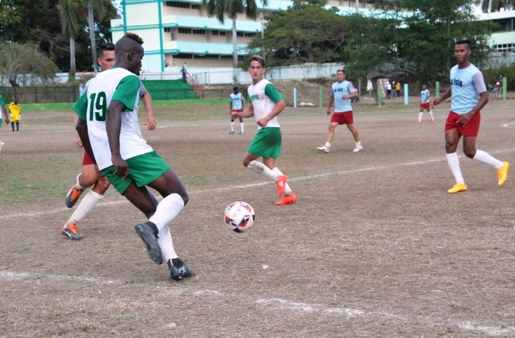 Marineros: viento en popa en Liga Nacional de Fútbol