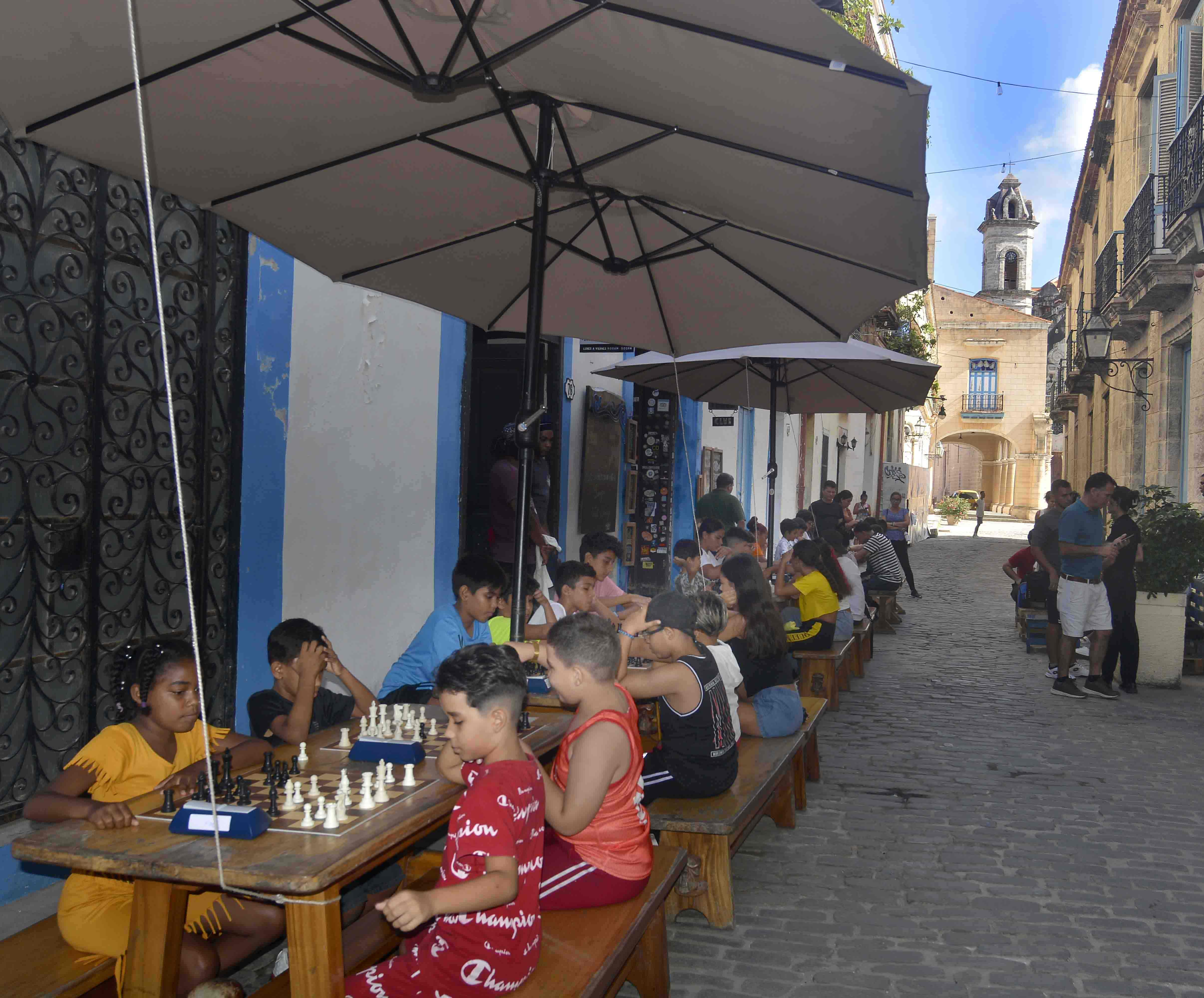 Primer Torneo de Doble Play en Cuba 