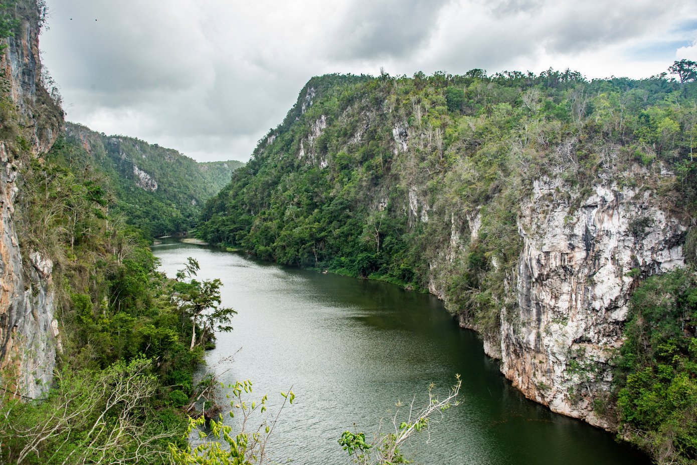 Cañón del Yumurí desde lo alto Cañón del Yumurí desde lo alto