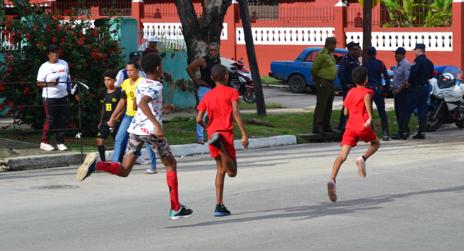 La carrera por el 10 de octubre, en La Habana. Foto: Sheila Moten 