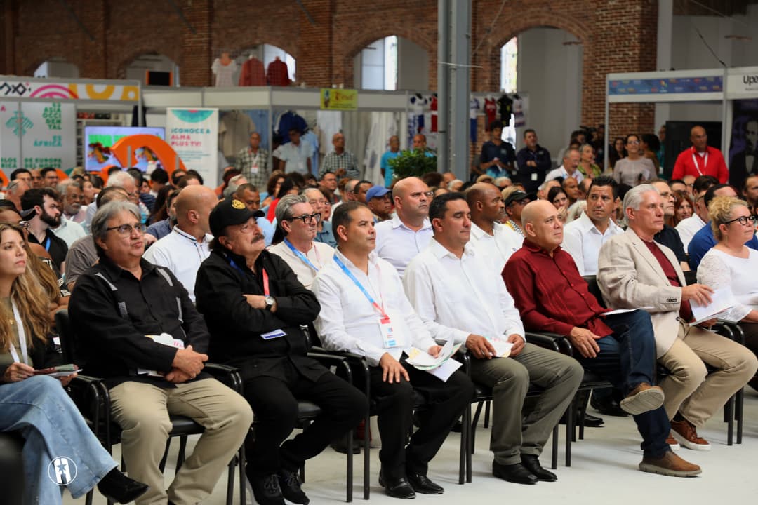 Diaz Canel en Festival Granma-Rebelde