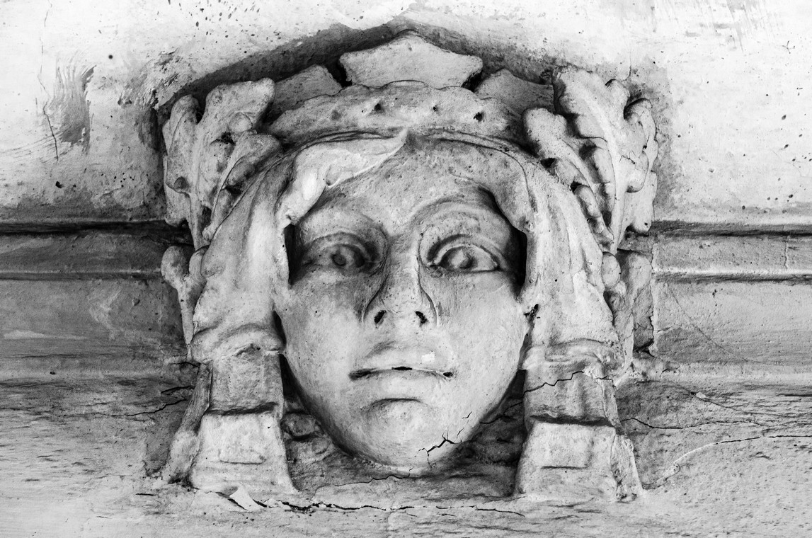 Hacia arriba, la ciudad te observa.