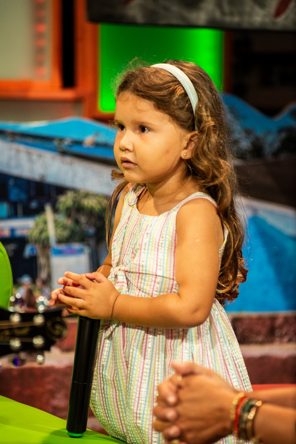 Una rosa azul para un papá trovador.